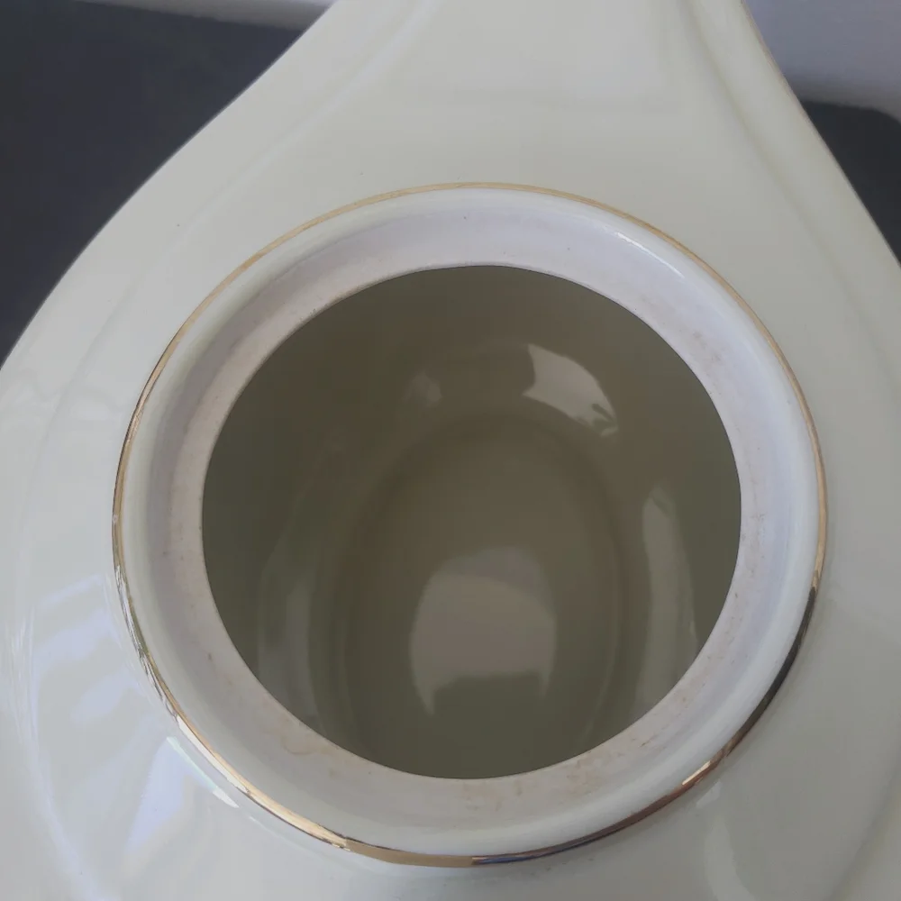 HALLs Superior tea pot - Picture 3 of 16